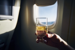 ¿Ryanair Vende Alcohol Libre de Impuestos?