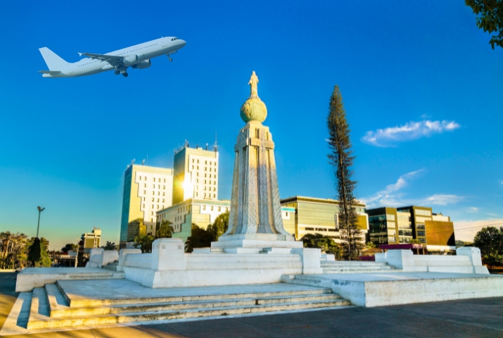 ¿Cuánto tiempo tarda en volar desde Estados Unidos a El Salvador?