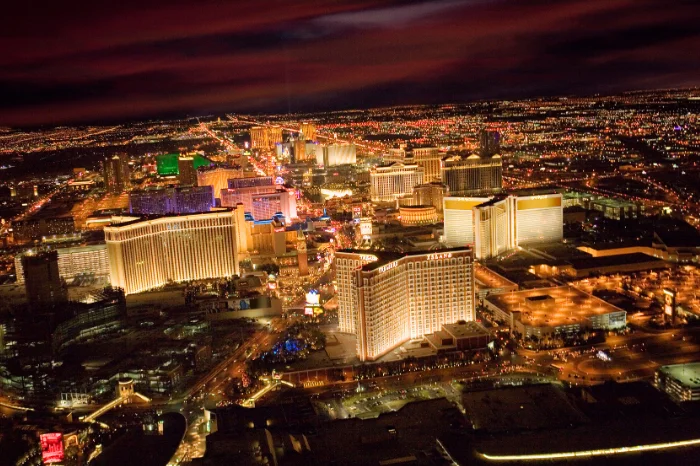 Does Las Vegas have good nightlife? 